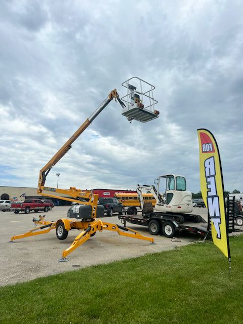 CRESTON TRUE VALUE HARDWARE